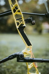 Platines de grip Piraw pour Arc Mathews